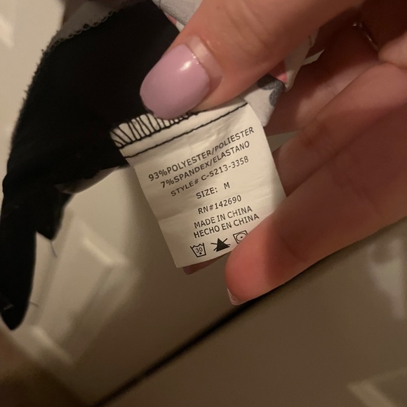 Scrub - Picture 3 of 3